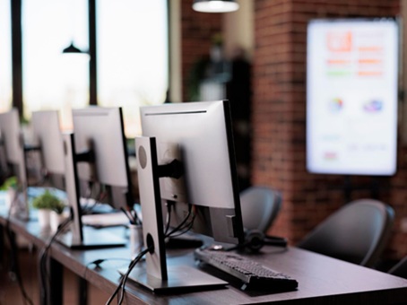 Laptops y Desktops